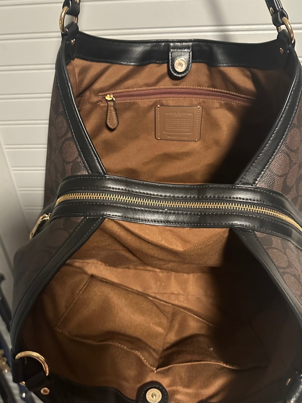 Coach Kristy Shoulder Bag In Blocked Signature Canvas NWOT MSRP: $498.00 - Picture 11 of 16